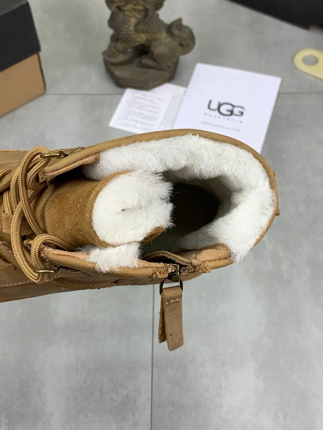 Men's shoes P620 New arrival🆕🆕🆕 IUGGI Men's British retro Martin boots Winter new men's outdoor hiking boots First layer of cowhide on the outside and wool on the inside Comfortable and warm Rubber sole sole Non-slip and firm Trendy and fashionable Casual and versatile Size: 39-44 (38 45 customized) Color: two colors